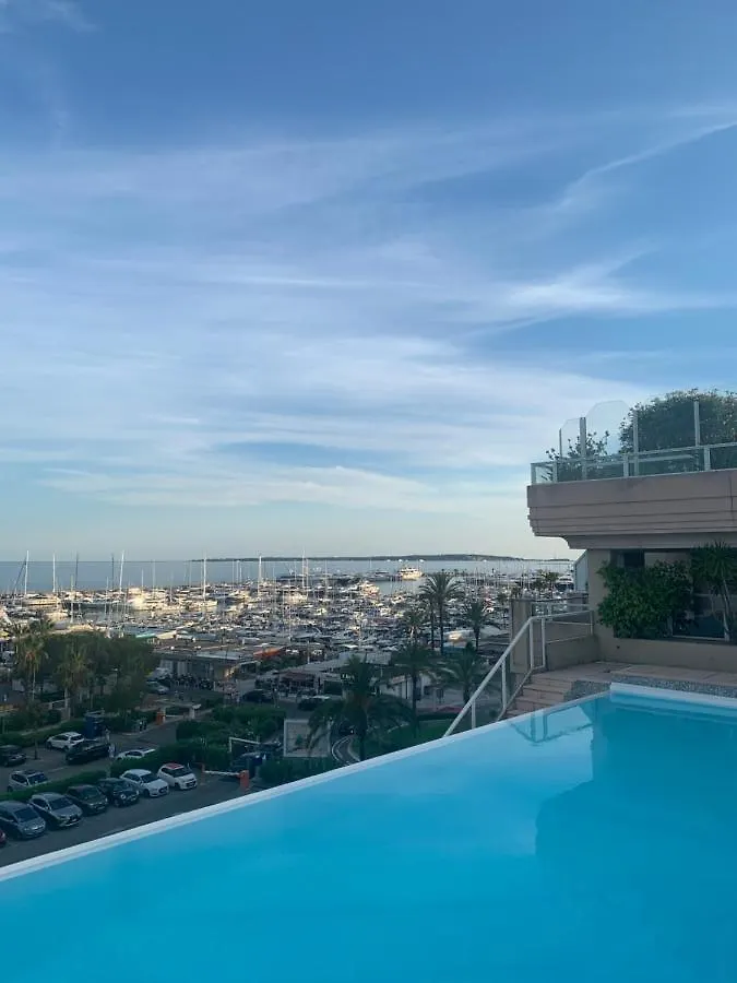 Palais Napoleon, Golfe Juan Apartment Vallauris