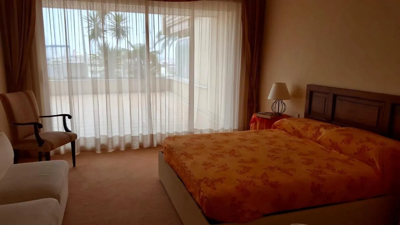 Palais Napoleon, Golfe Juan Apartment Vallauris France