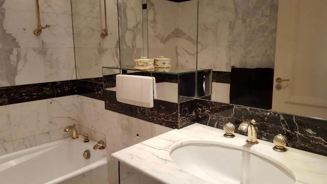 Palais Napoleon, Golfe Juan Apartment Vallauris