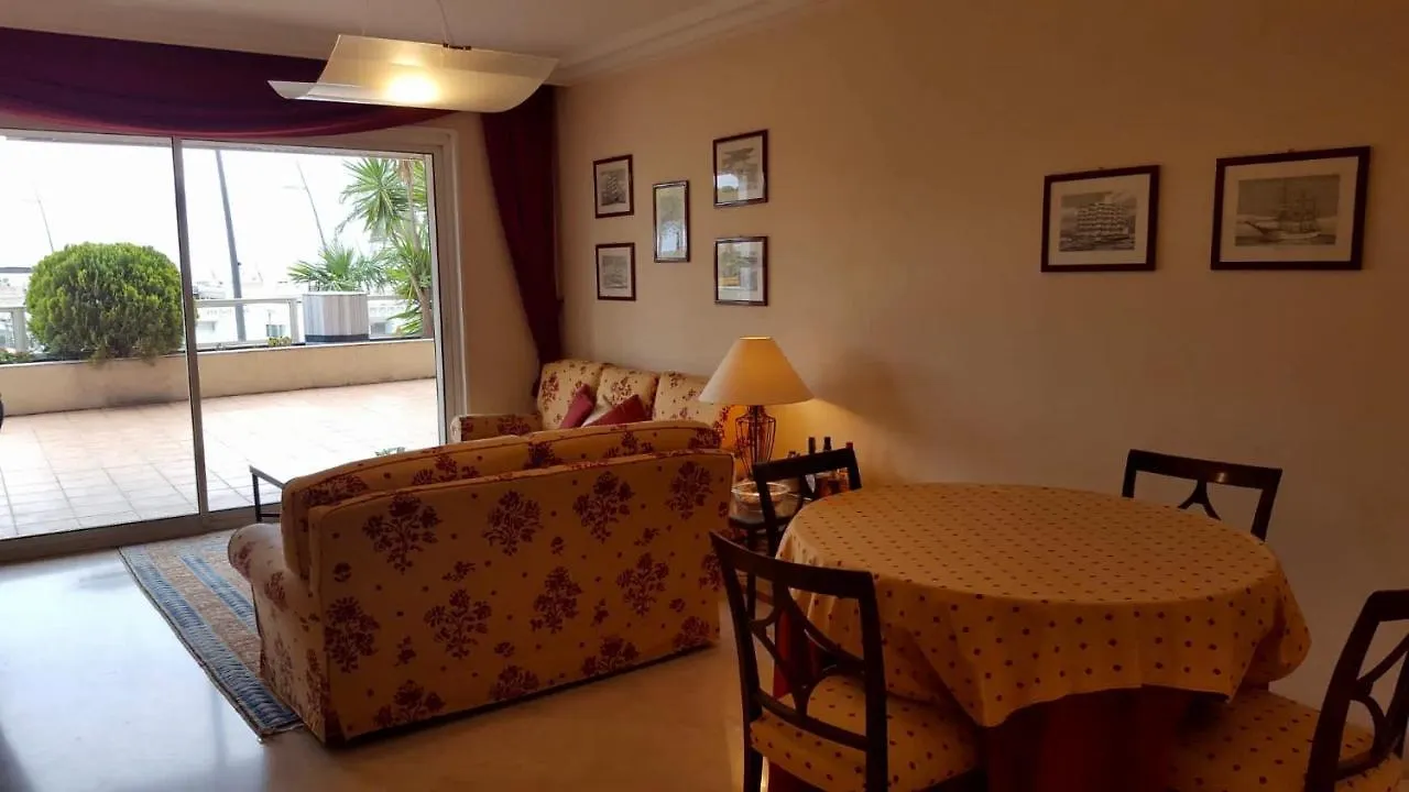Palais Napoleon, Golfe Juan Apartment Vallauris